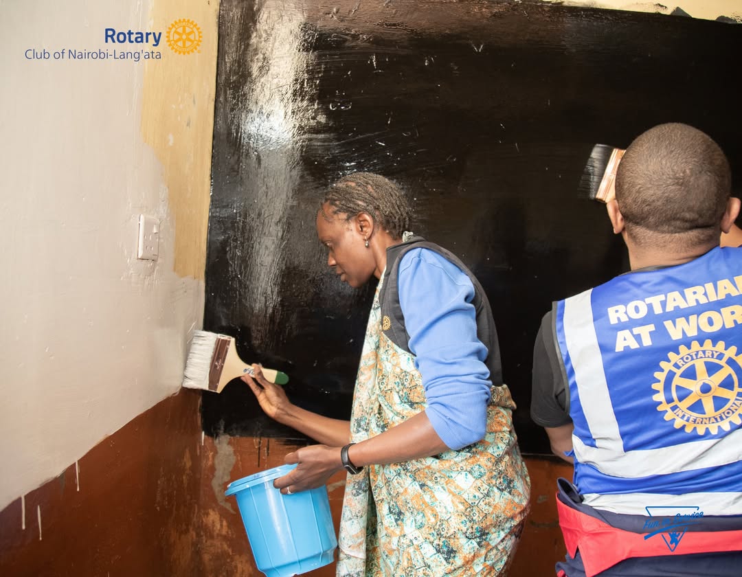 A very very happy birthday to Rtn Susan Waringa. H...